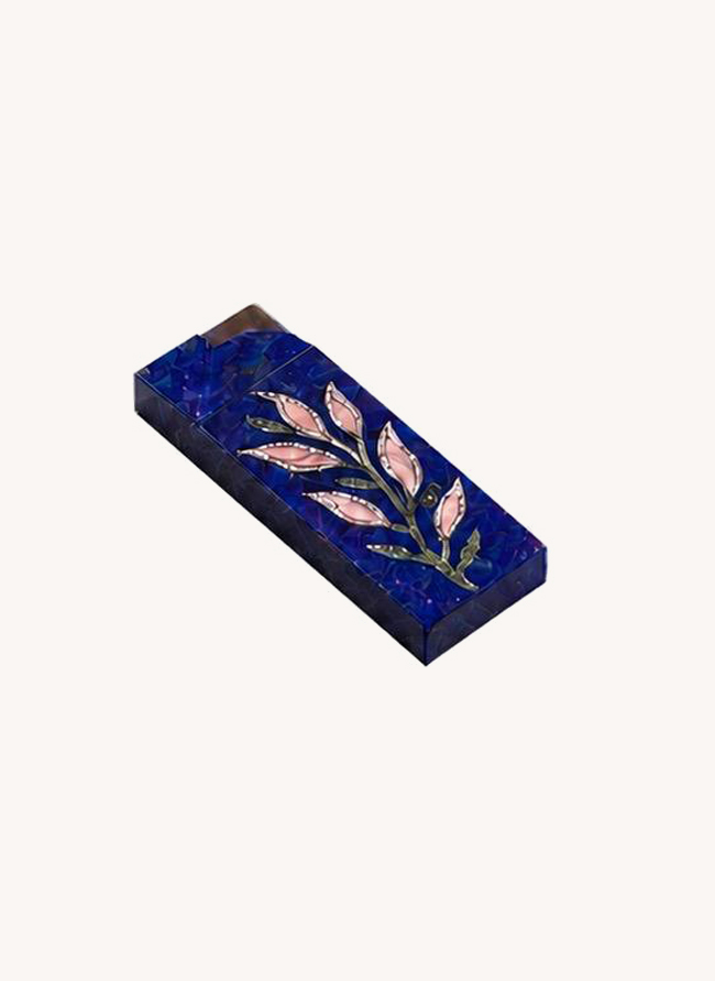 Fumoir Feuillage lighter in lapis lazuli with a pink opal leafed branch